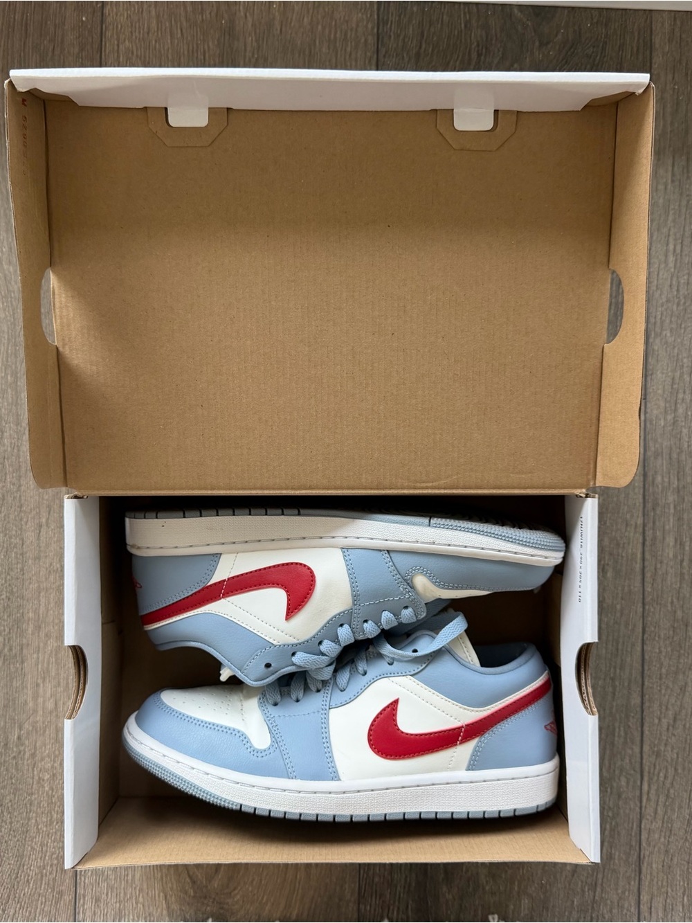 Nike Air Jordan 1 Low Sneakers – Women’s Size 9 – Blue / White / Red - Picture 2 of 8